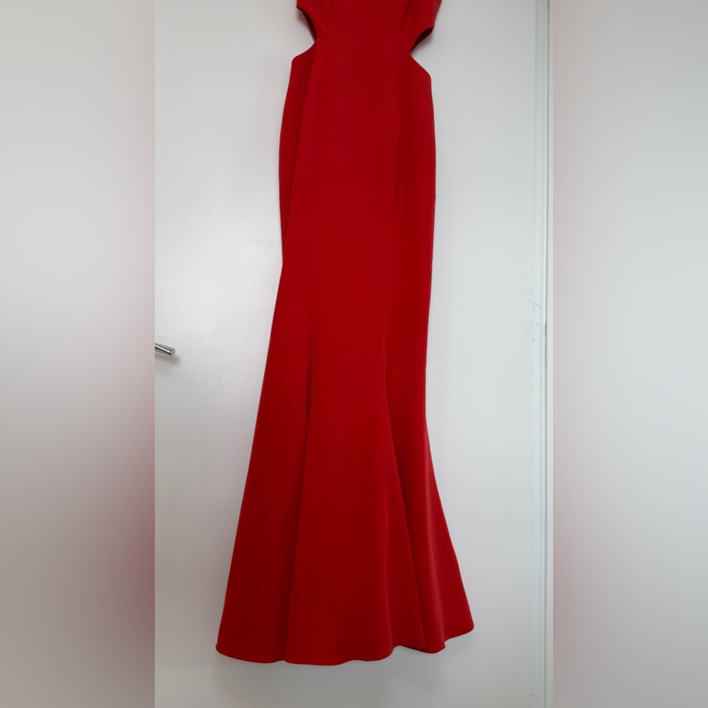 JAYGODFREY Scarlet Backless Gown - Picture 6 of 10